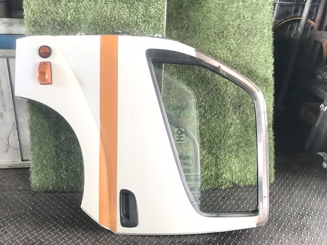 日野 外装品 H22年 BDG-XZU508Y