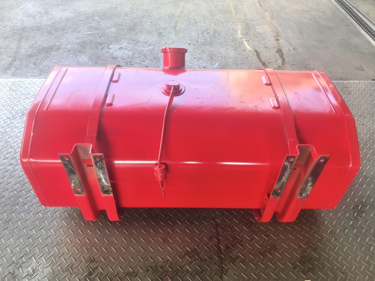 MITSUBISHI FUSO 燃料タンク MK626663 新品 中古 三菱ふそう 燃料タンク (フューエルタンク) H30年【ストックNo.8