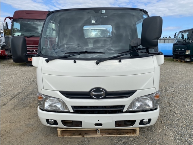 日野 外装品 H22年 BDG-XZU508Y