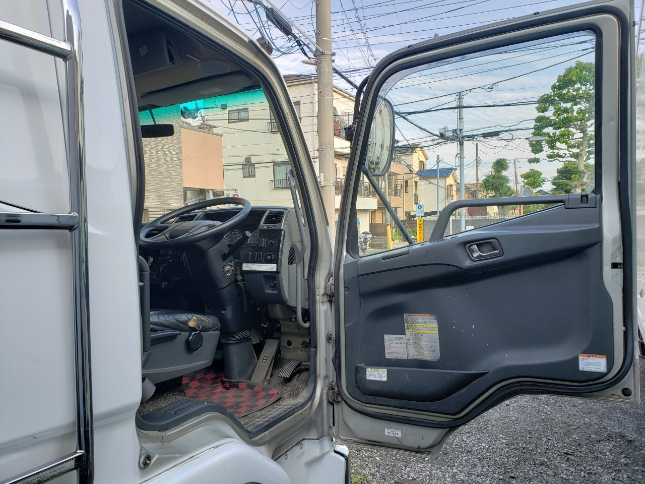 三菱ふそう キャビン H24年 LKG-FK62FZ