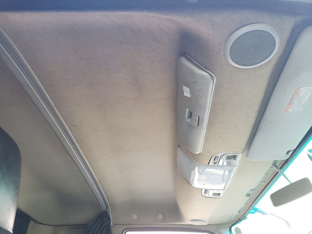 三菱ふそう キャビン H24年 LKG-FK62FZ