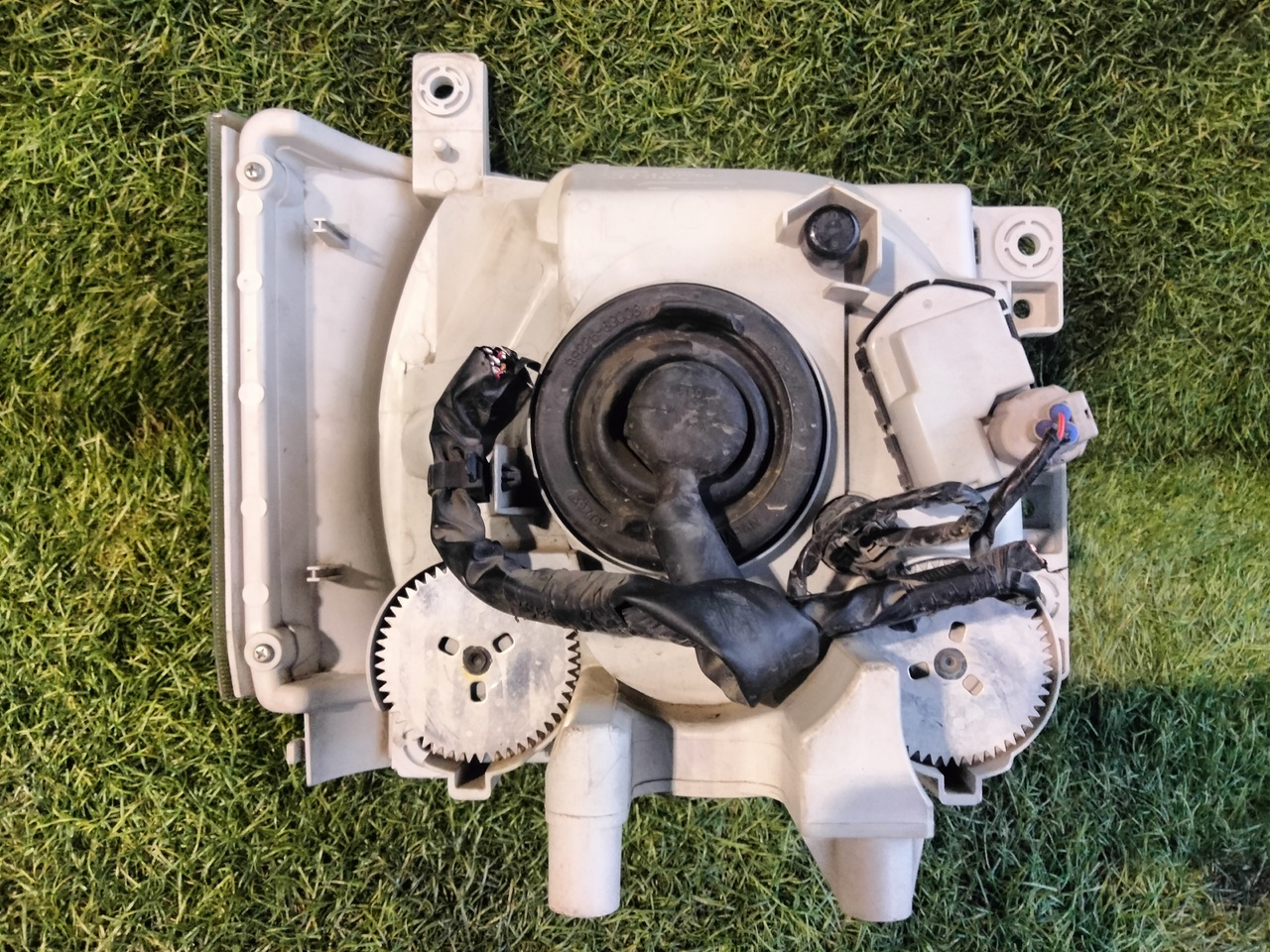 日産UD 電装品 H26年 TKG-BLR85N