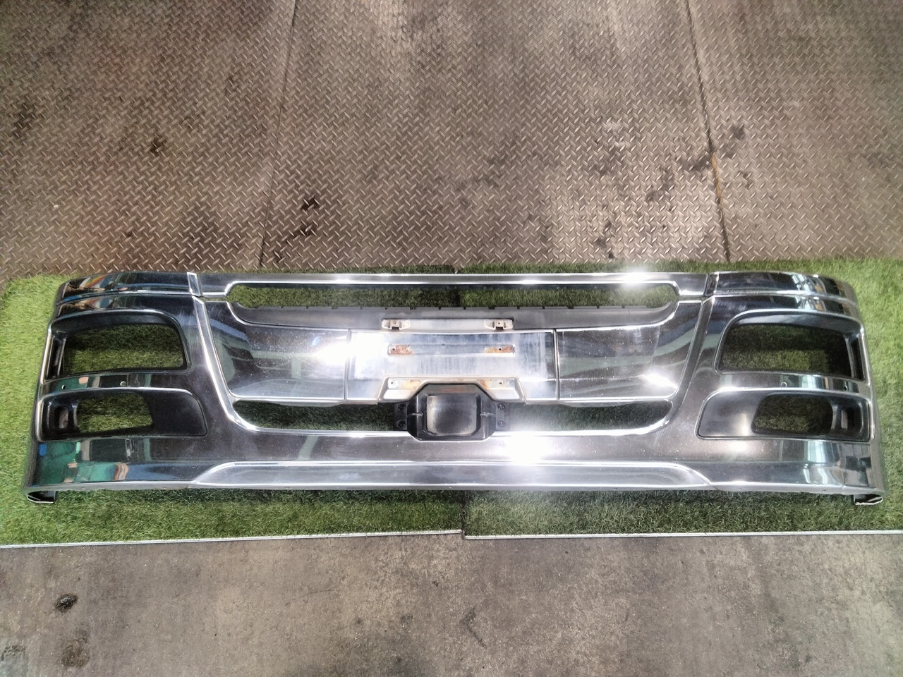 三菱ふそう 外装品 H25年 QKG-FS54VZ