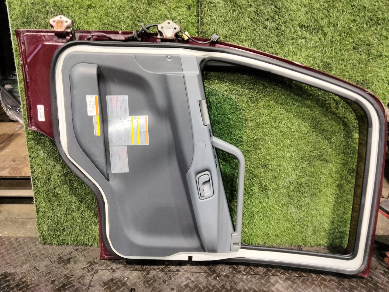 三菱ふそう 外装品 H26年 TKG-FK61F