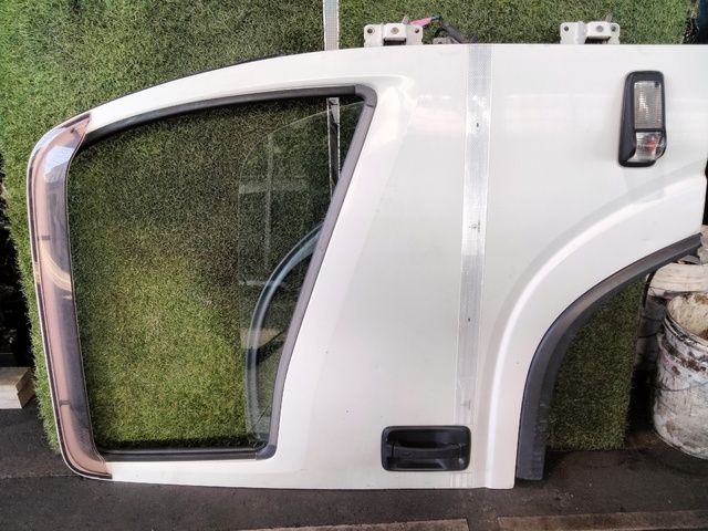 日野 外装品 H22年 BDG-XZU508Y