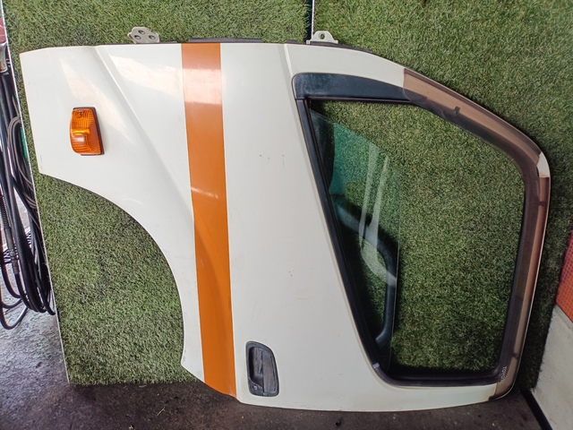 日野 外装品 H22年 BDG-XZU508Y