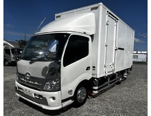 【近日入庫予定】 R2年 日野デュトロ 跳上ゲート付きパネルバン ワイドロング/内高227㎝ 左側サイド扉付 シフト6速MT 走行距離227千㎞ キャブメッキパーツ多数装着