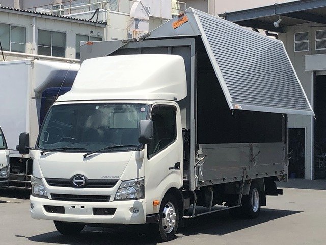 中古 日野 ウイング車 ２トン H23年 Skg Xzu7m ストックno 1 中古トラックの格安販売ならトラスキー