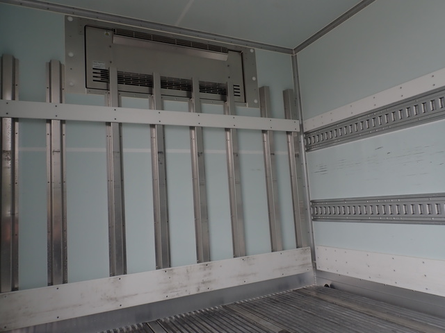 中古 日野 冷凍冷蔵バン 4トン(中型) R1年 2KG-FD2ABGの内装