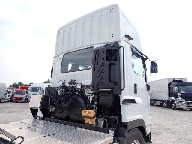 中古 いすゞ トレーラーヘッド (トラクターヘッド) 大型 R4年