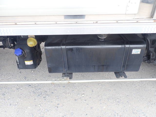 中古 いすゞ 冷凍冷蔵バン 4トン(中型) R1年 2PG-FRR90T2の部品