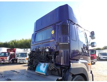 中古 日野 トラクター 大型 H28年 QPG-SH1EDDG 室内写真