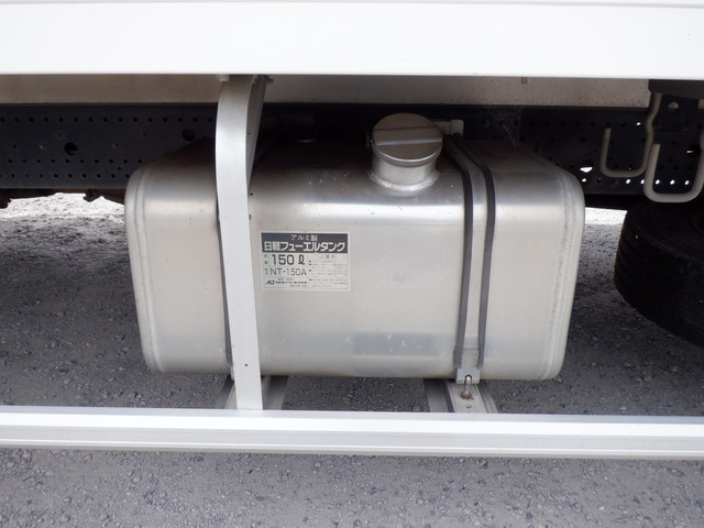 中古 いすゞ 冷凍バン 4トン(中型) H28年 TKG-FRR90S1の外装