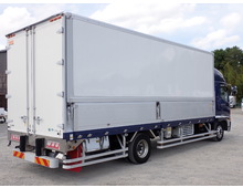 中古 日野 冷蔵冷凍ウイング ４トン(中型) H28年 TKG-FD7JLAA リア写真