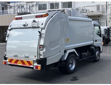 中古 三菱ふそう パッカー ２トン(小型) R1年 TPG-FEA80 リア写真
