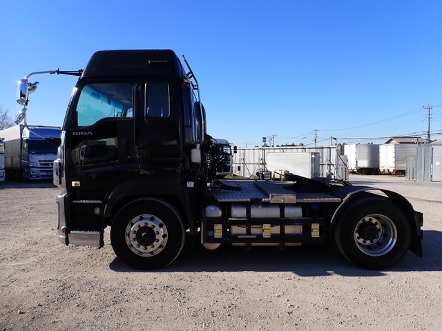 中古 いすゞ トレーラーヘッド (トラクターヘッド) 大型 H28年
