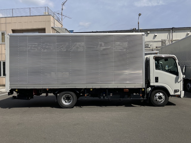 中古 【352万円】いすゞ バン 2トン(小型) H31年 2RG-NPR88YNの外装
