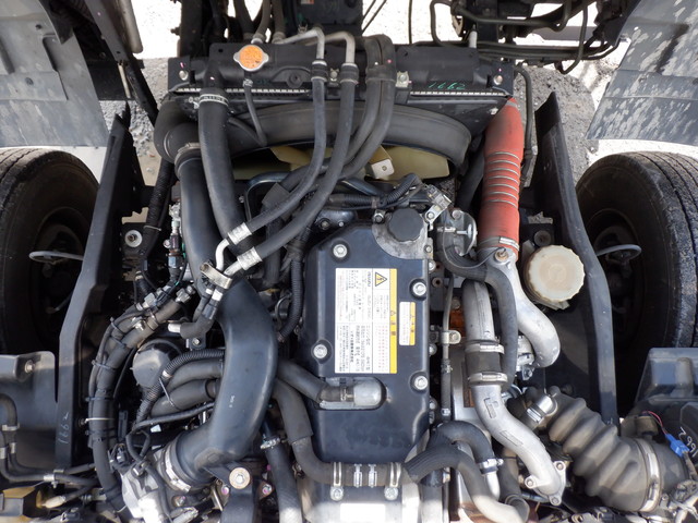 中古 【374万円】いすゞ 冷凍バン 4トン(中型) H28年 TKG-FRR90S2の部品