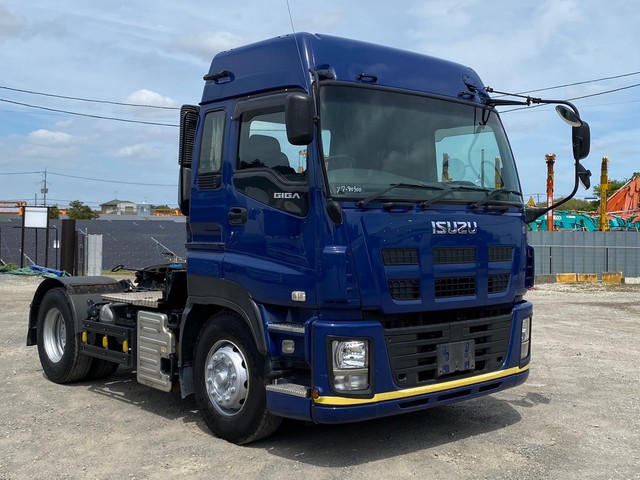 中古 いすゞ トレーラーヘッド (トラクターヘッド) 大型 H27年