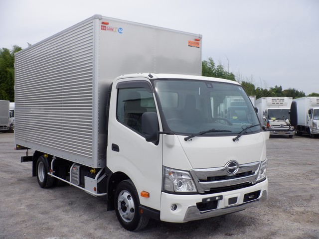 中古 日野 バン 2トン(小型) R4年 2RG-XZU712Mの外装