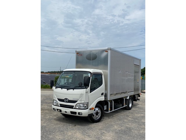 中古 日野 バン 2トン(小型) H27年 TKG-XZU655Mの外装