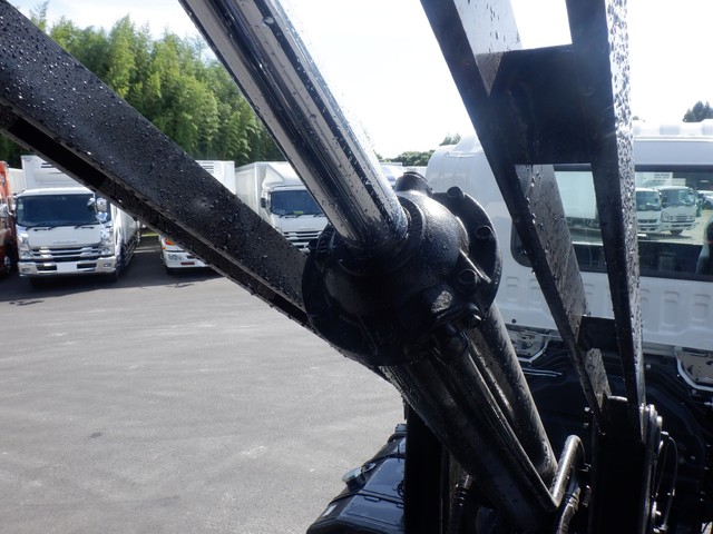 中古 いすゞ ダンプ 大型 R6年 2RG-CXZ77DTの内装