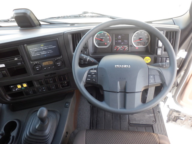 中古 いすゞ ダンプ 大型 R6年 2RG-CXZ77DTの内装