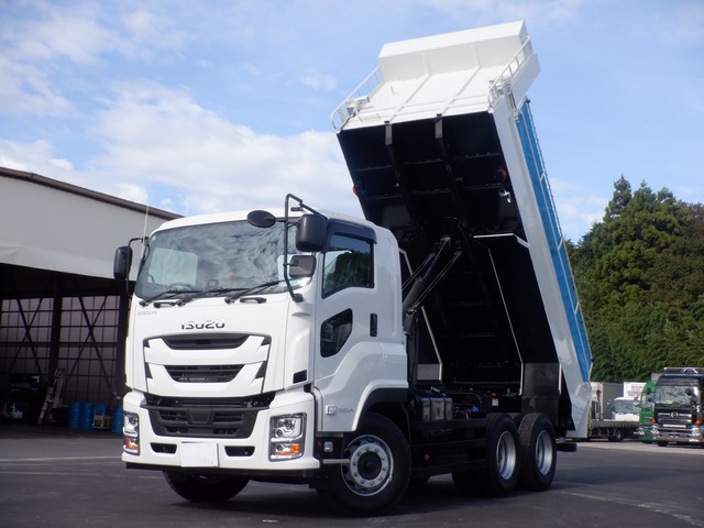 【未使用車】 R6年 ギガ 極東製 510土砂ダンプ 自動シート 7MT 6×4 2デフ