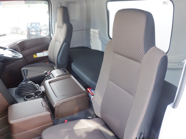 中古 いすゞ ダンプ 大型 R6年 2RG-CXZ77DTの内装