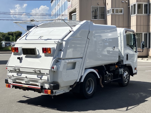 中古 【550万円】いすゞ パッカー車（塵芥車・ゴミ収集車） 2トン(小型) H28年 TPG-NMR85ANの外装