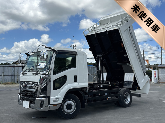 【未使用車】 R7年 増トン 新明和製ダンプ 耐摩耗性鋼板 自動シート テールゲート開閉装置付き 6速マニュアル いすゞフォワード