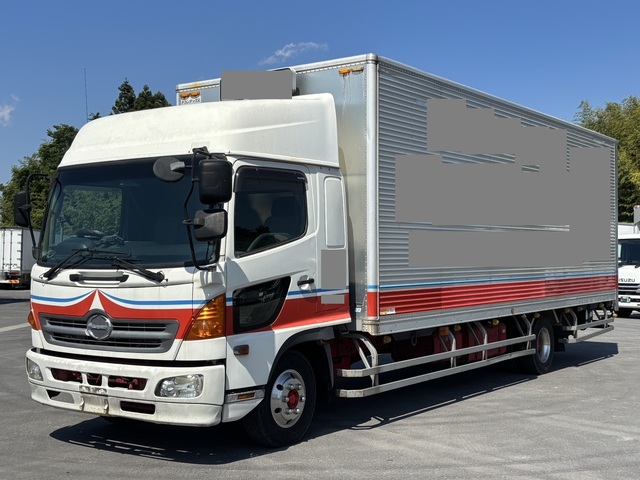 【近日入庫予定】ワイドキャブ 7200ボデー アルミバン 跳ね上げゲート 6気筒エンジン ターボ240馬力 日野レンジャー マニュアル6速 積載2トン
