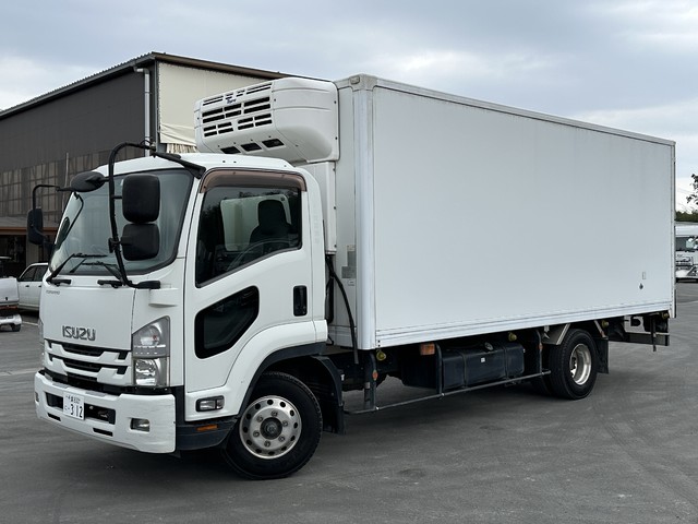 冷凍バン 東プレ低温 5800標準幅 床アルミ縞板 リアエアサス アルミホイール 6速マニュアル 車検付き いすゞフォワード