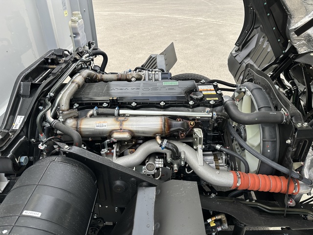 中古 【1078万円】三菱ふそう ウイング 4トン(中型) R7年 2KG-FK65Fの部品