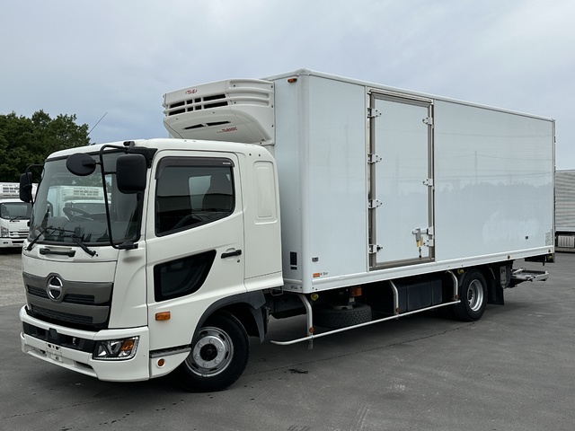 【近日入庫予定】 格納パワーゲート 現行型レンジャー 冷凍バン キーストン床 ジョロダー/ジョルダー4列 ワイド幅 左サイド扉 リアエアサス 6MT