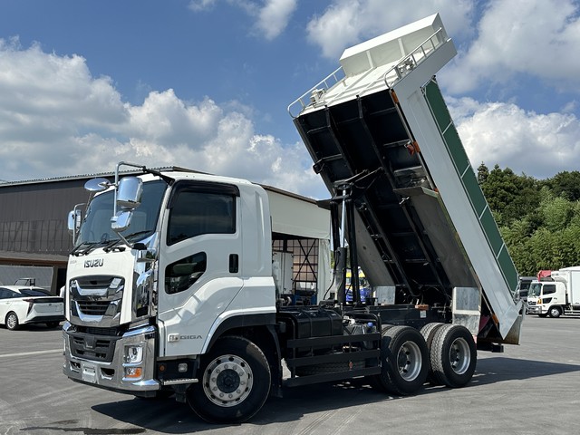 【近日入庫予定】R6年 ギガ 極東製 510土砂ダンプ 7MT 6×4 2デフ 車検付 アルミホイール