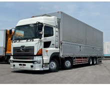 マニュアル7速 日野ハイルーフ 芦森工業製エアージョルダー アルミウイング 赤シャシ 積載12.9トン