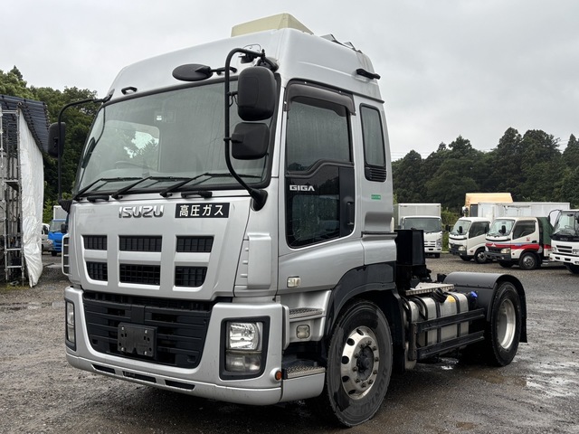 2016年式/いすゞギガ トラクターヘッド 第5輪荷重11.5t ハイルーフ アルミホイール ウイングカプラー付