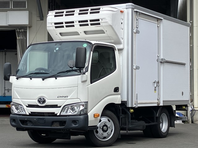 【近日入庫予定】 R2年 ダイナ 冷凍バン デンソー製低温設定 標準ショート 左サイド扉 ステン床 積載3000kg 6速MT