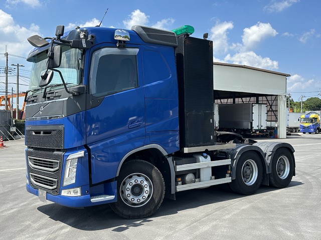 【近日入庫予定】H30年 ボルボ FH トラクターヘッド 6×4 2デフ スリーパーキャブ 第五輪荷重20t 