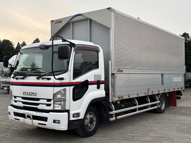 跳ね上げパワーゲート付！ エンジンリビルト品交換済み！ 6200ワイド アルミウイング 内高2400㎜ リアエアサス 積載2,550㎏ いすゞ フォワード
