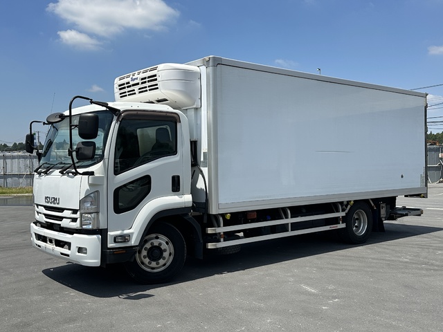 【近日入庫予定】 R1年 増トン 格納パワーゲート付 冷凍バン 東プレ低温 6200ワイド 床アルミ縞板 アルミホイール 6速マニュアル いすゞフォワード