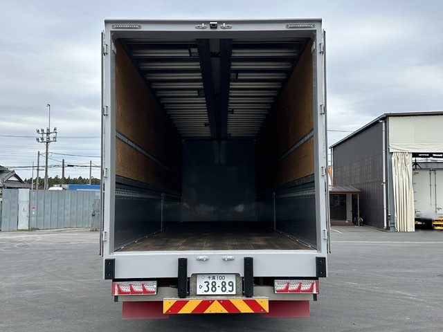 中古 日野 ウイング 大型 R3年 2DG-FW1AHGの内装