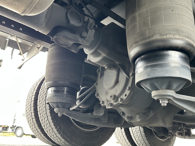 中古 日野 ウイング 大型 R3年 2DG-FW1AHGの部品