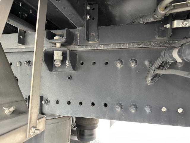 中古 日野 ウイング 大型 R3年 2DG-FW1AHGの部品