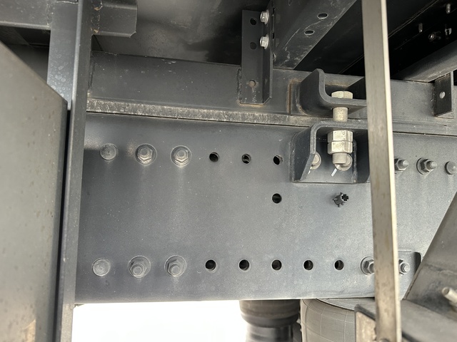 中古 日野 ウイング 大型 R3年 2DG-FW1AHGの部品