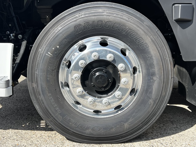 中古 三菱ふそう トレーラーヘッド (トラクターヘッド) 大型 R7年 2PG-FP84HDRの外装