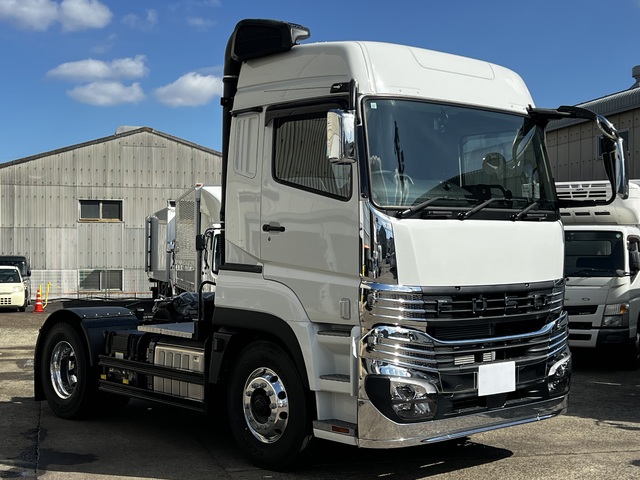 中古 三菱ふそう トレーラーヘッド (トラクターヘッド) 大型 R7年 2PG-FP84HDRの外装