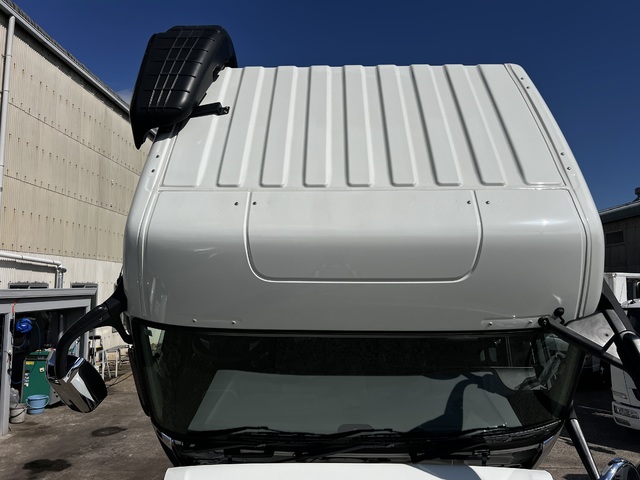 中古 三菱ふそう トレーラーヘッド (トラクターヘッド) 大型 R7年 2PG-FP84HDRの外装