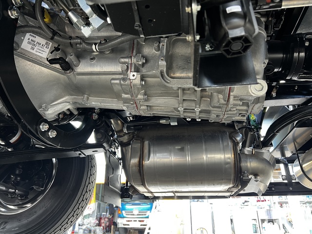 中古 三菱ふそう トレーラーヘッド (トラクターヘッド) 大型 R7年 2PG-FP84HDRの部品